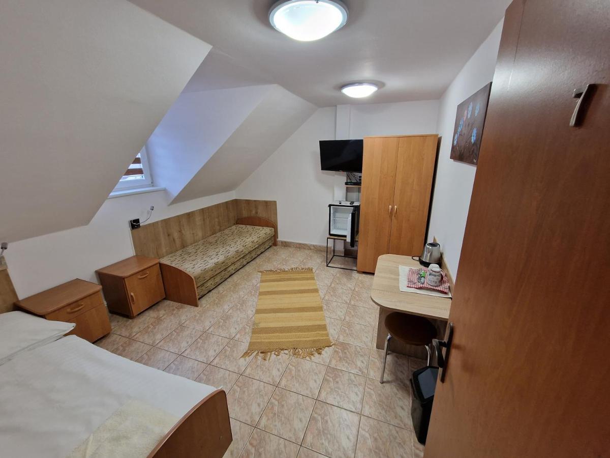 索尔纳亚斯基纳膳食公寓酒店 Turčianske Teplice 外观 照片